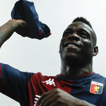 Genoa, Balotelli: arriva la risposta dopo il secondo giallo in due gare, web in tilt