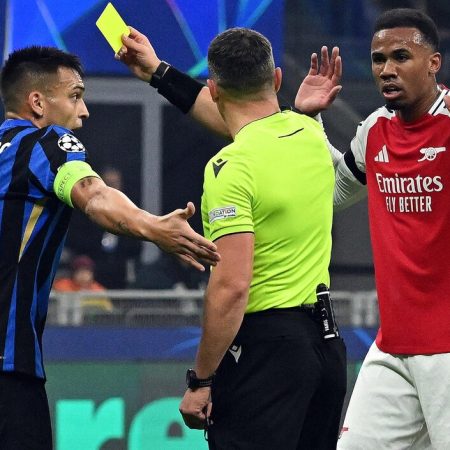 Inter-Arsenal, moviola: furia Gunners, un rigore negato e uno fischiato contro